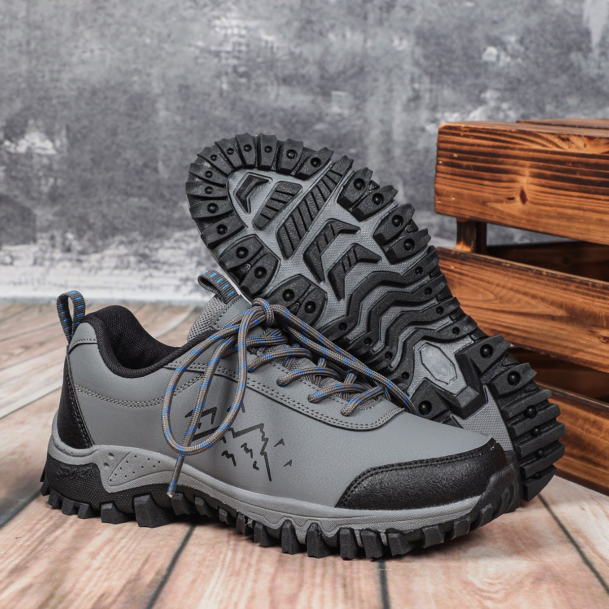 Wear-resistant Outdoor Sneakers Low-top Breathable Walking